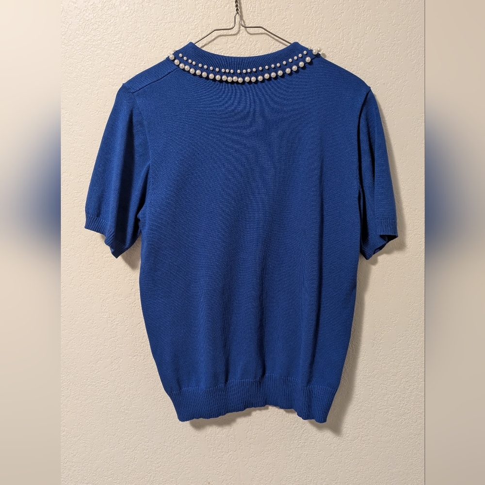 Luna Blue Short Sleeve Sweater with Pearl Collar - Picture 2 of 4